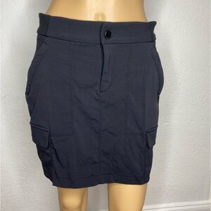 Athleta Trekkie Skort Athletic Hiking Cargo Skirt Black Women's Size 6 Outdoor